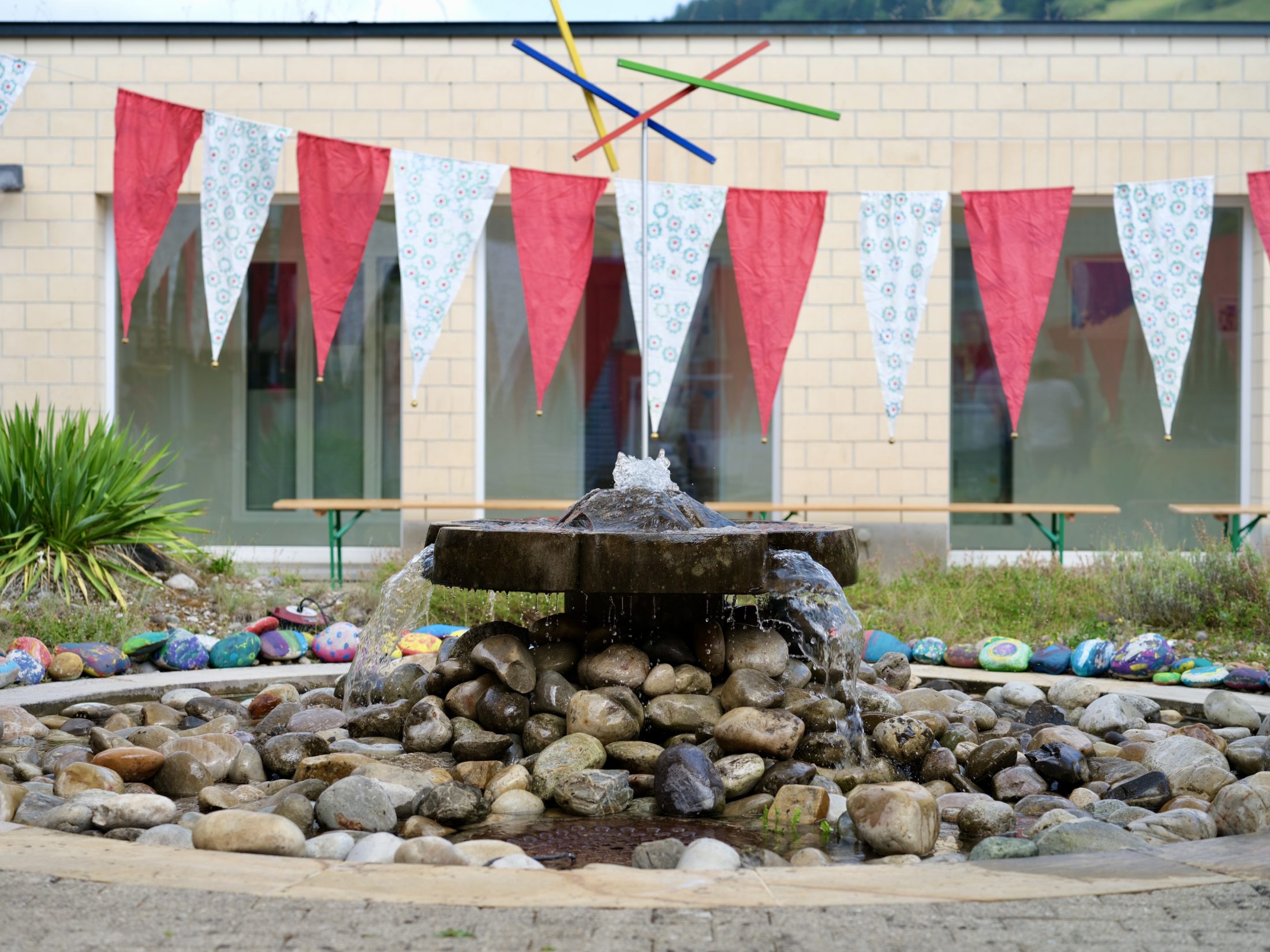 Brunnen im Innenhof | inlumine